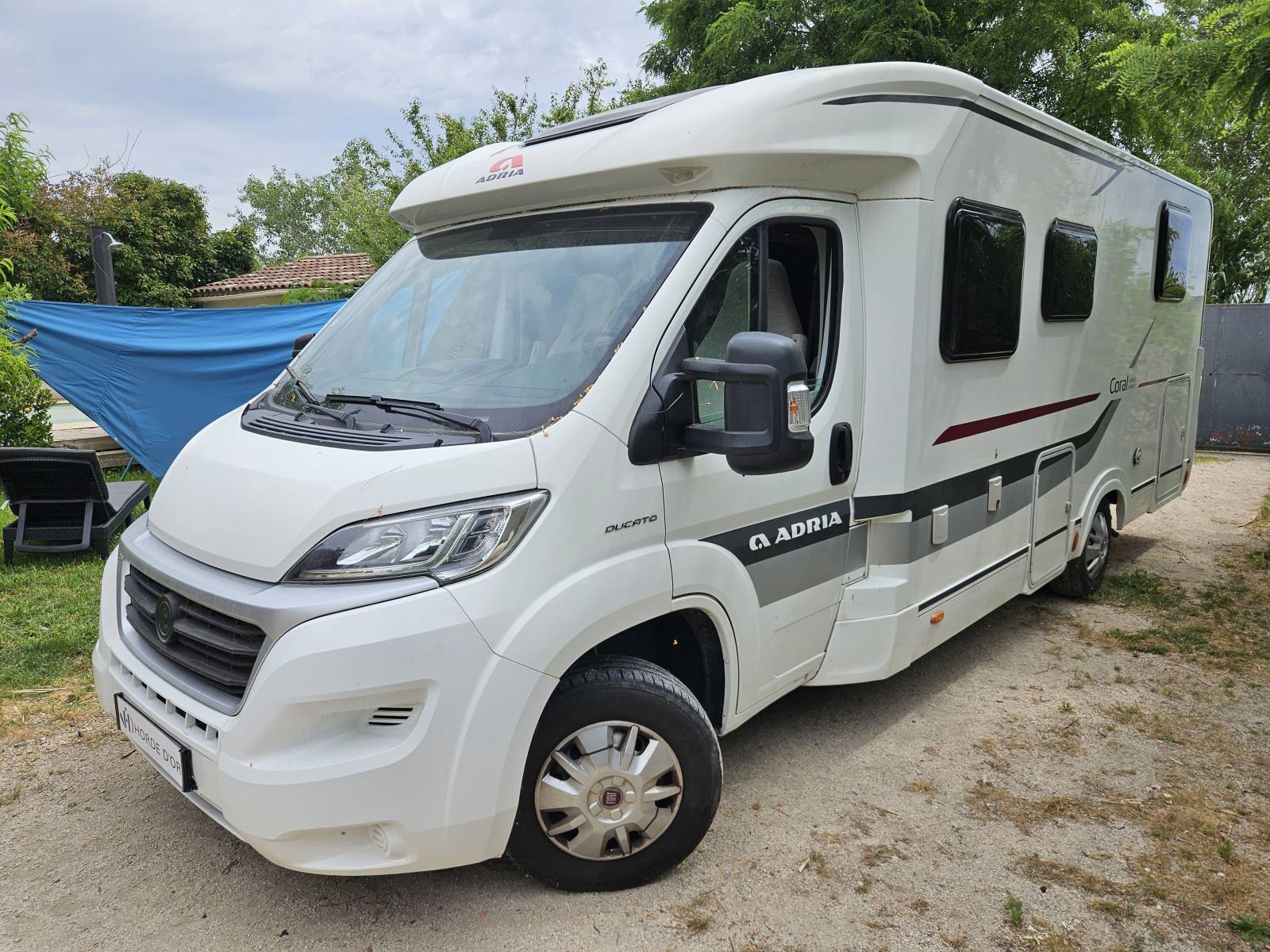 Superbe PROFILE ADRIA CORAL AXESS S690 SC (modèle 2016) sur châssis FIAT DUCATO en 2,3 L 130 Ch avec 47719 Km visible sur AVIGNON dans le Vaucluse (84)
